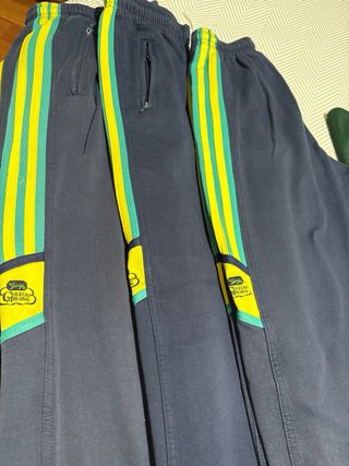 Uniforme Colegio Mirabal