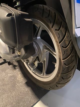 Honda Vision 110 Gris