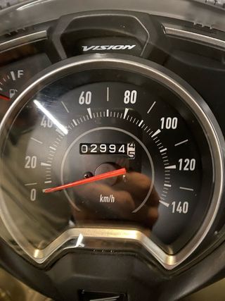 Honda Vision 110 Gris