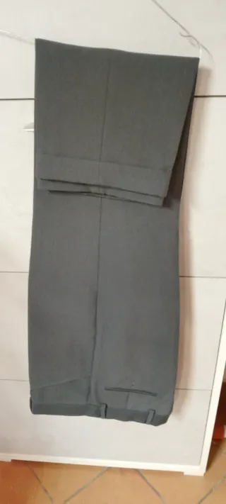 Completo uomo Bugatti tg 48 grigio