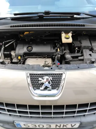 Peugeot 3008 2011