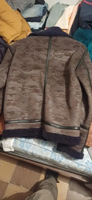 Chaqueta Zara Marrón Camuflaje