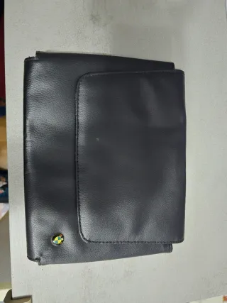 Carpeta documentación BMW cuero