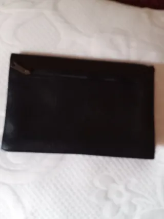 Cartera Piel Negra