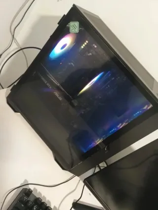 Torre PC Gaming Negra con RGB