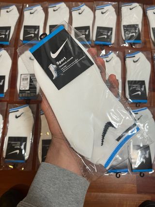 28 pares calcetines Nike deportivos
