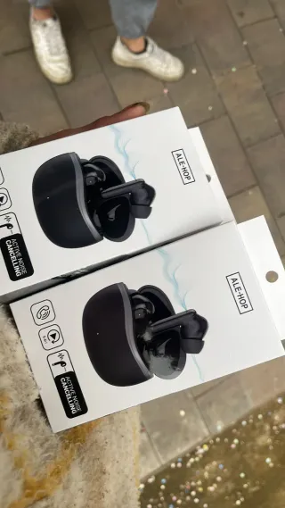 2 Auriculares ALE-HOP Negros