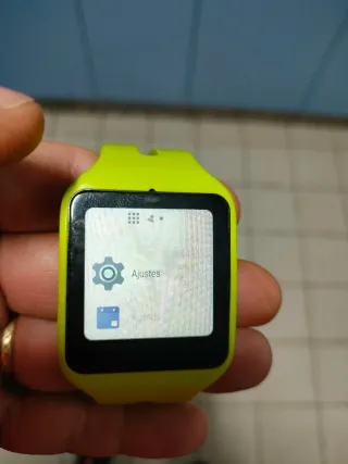 Orologio intelligente Sony Swatch 3 Giallo