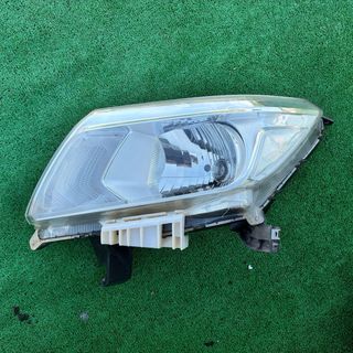 Faro Izquierdo Nissan Navara