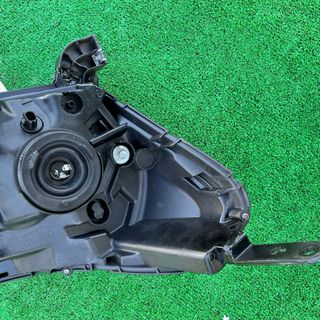 Faro Izquierdo Nissan Navara