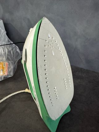 Ferro da stiro funzionante
