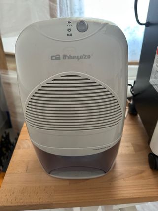 Deshumidificador Orbegozo pequeño