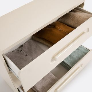 Cómoda La Redoute color marfil