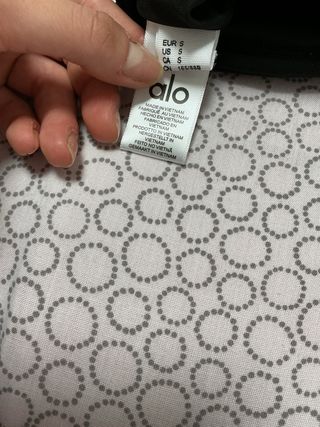 Top deportivo Alo negro