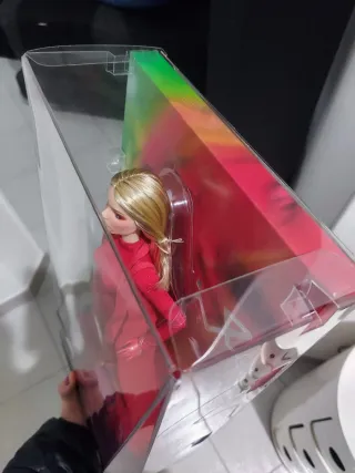 Barbie Kylie Minogue Signature