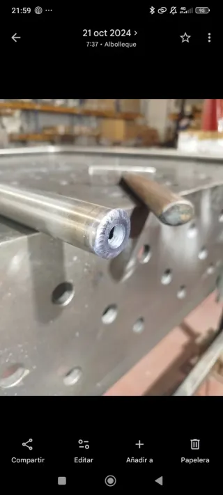 Servicio de soldador o fabricaciónes metálicas.