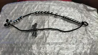 Pulsera cuero libélula y bolas plata