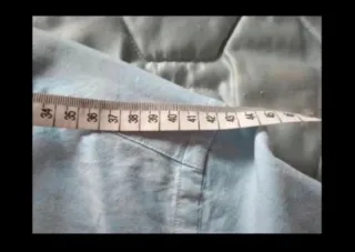 Camisa azul de Álvaro Moreno.