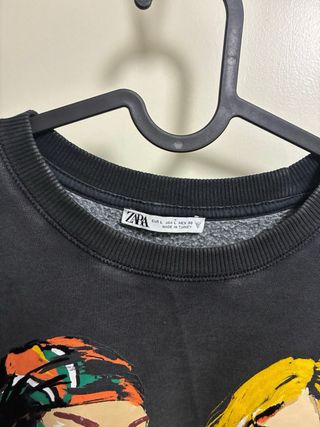 Sudadera Zara con estampado