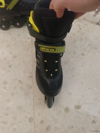Patines en línea negros y amarillos Talla 39a 42