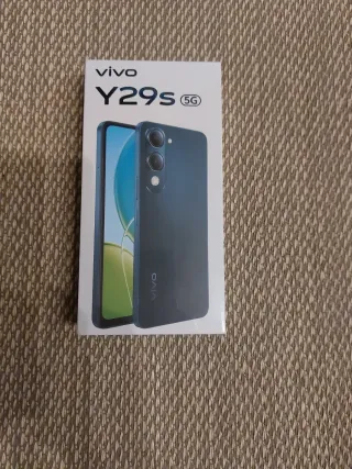 Telefono Vivo Y29s 5G in blu navy