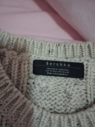Jersey Bershka trenzado beige