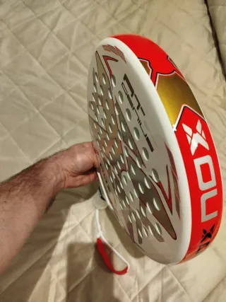 Pala Padel Nox AT10 Pro Cup.
