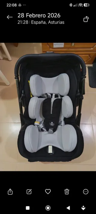 Cochecito de bebé azul marino