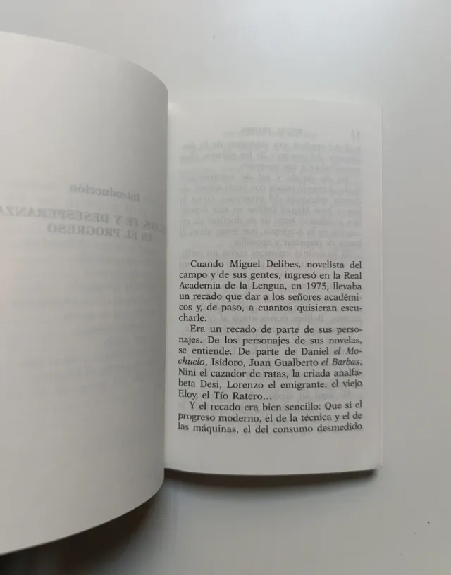 Un mundo que agoniza (Discurso RAE).