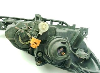 Mazda 23320222 faro izquierdo 3 (bk) 1.6 di turbo