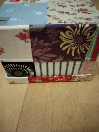 Caja decorada tela patchwork