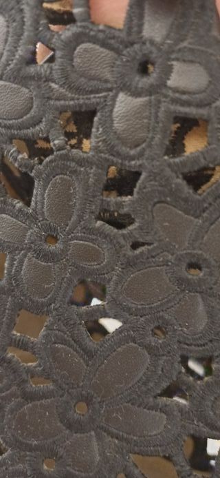 Stivaletti n.37 punta aperta neri