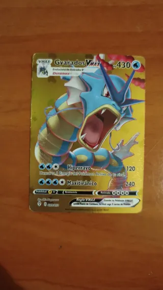 Carta Pokémon Gyarados VMAX 029/203
