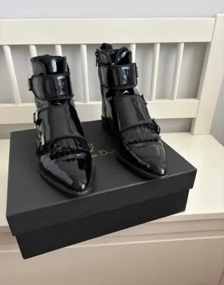 Botines Massimo Dutti charol talla 38