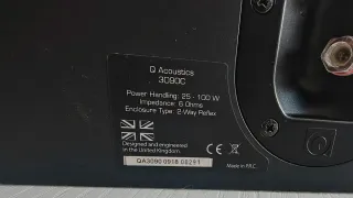 Q Acoustics 3090Ci Central Negro/Blanco