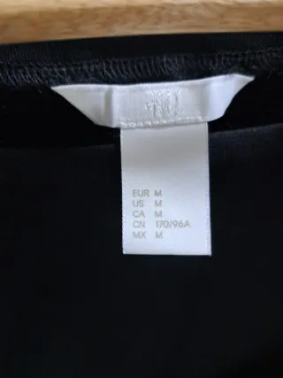 Camiseta negra H&M Talla M/L