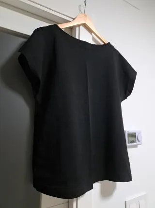 Camiseta negra H&M Talla M/L