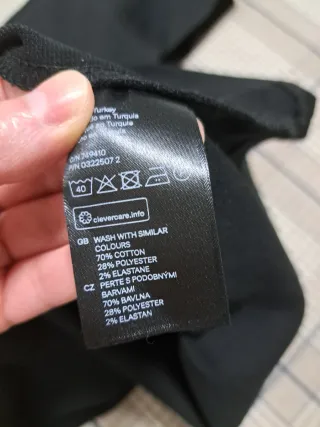 Camiseta negra H&M Talla M/L