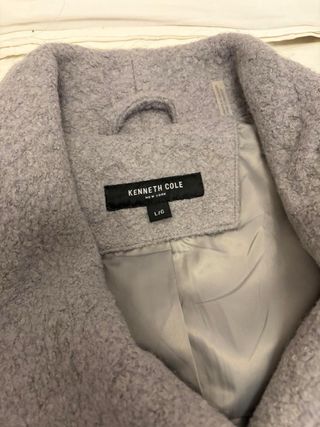 abrigo kenneth cole gris talla L
