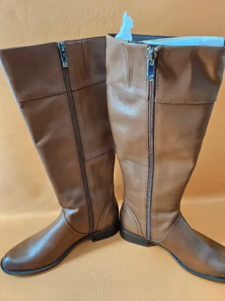 Botas altas marrones talla 37