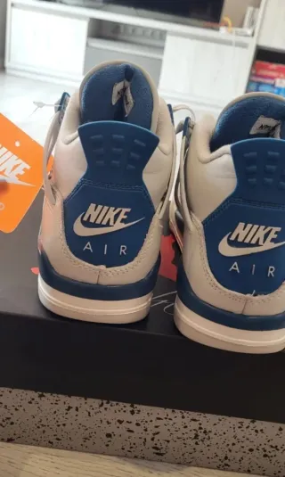 Jordan 4 Retro Industrial Blue (GS)