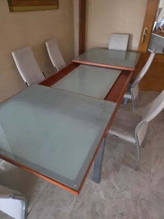 Conjunto mesa comedor y 6 sillas