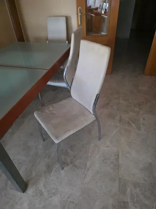 Conjunto mesa comedor y 6 sillas