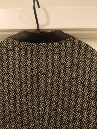 Blazer Estampado Preto e Bege