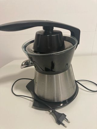 Exprimidor Eléctrico Jata