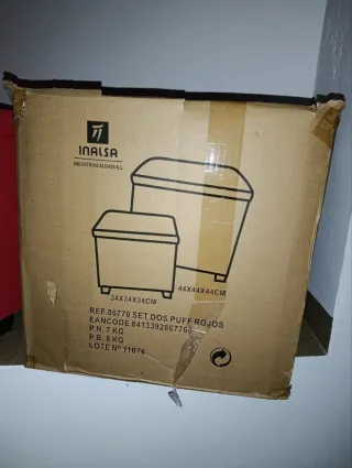 Conjunto 2 puffs rojos