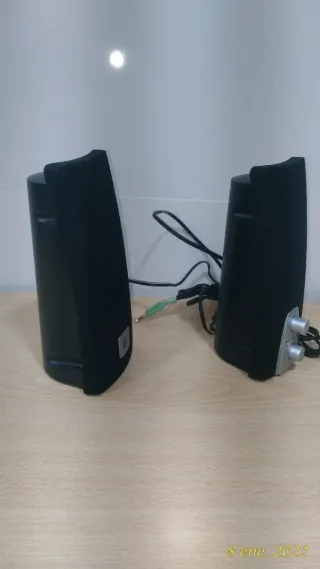 Altavoces Genius Multimedia Negros y Plateados