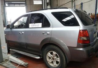 Kia 95634 guantera 845113e500 sorento 2.5 crdi