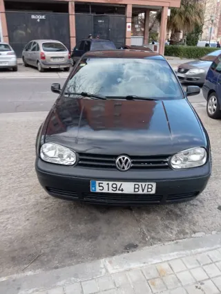 Volkswagen Golf 2004