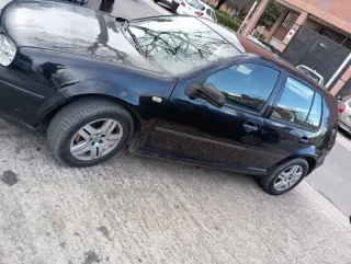 Volkswagen Golf 2004